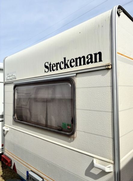 En venta Sterckeman Sunstar 331 <750kg Beige 1996 Barcelona foto 5