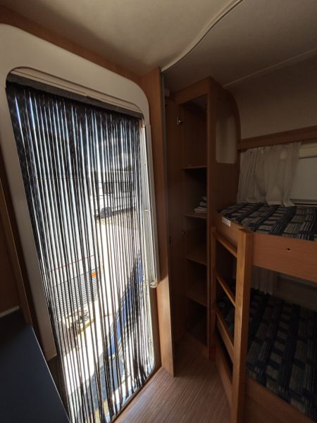 En venta Knaus Sport 500 QDK Blanco 2009 Barcelona foto 7