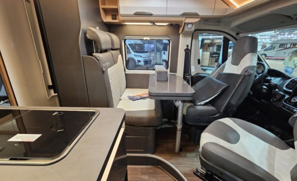 En venta Knaus BOXLIFE 540 MQ Gris 2026 Sevilla foto 2
