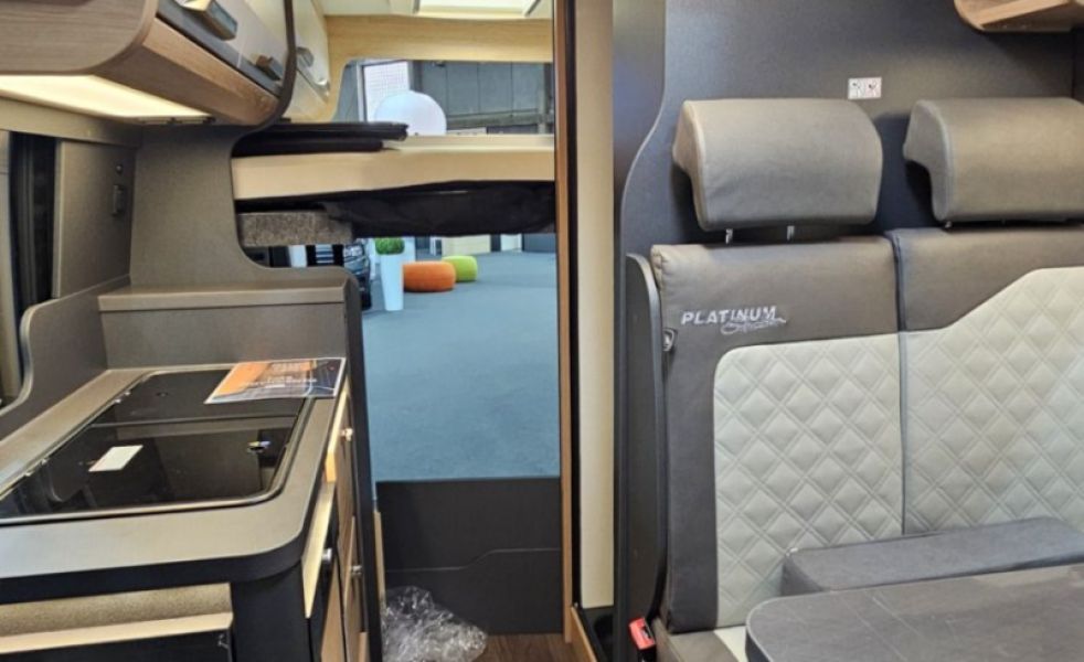 En venta Knaus BOXLIFE 540 MQ Gris 2026 Sevilla foto 7