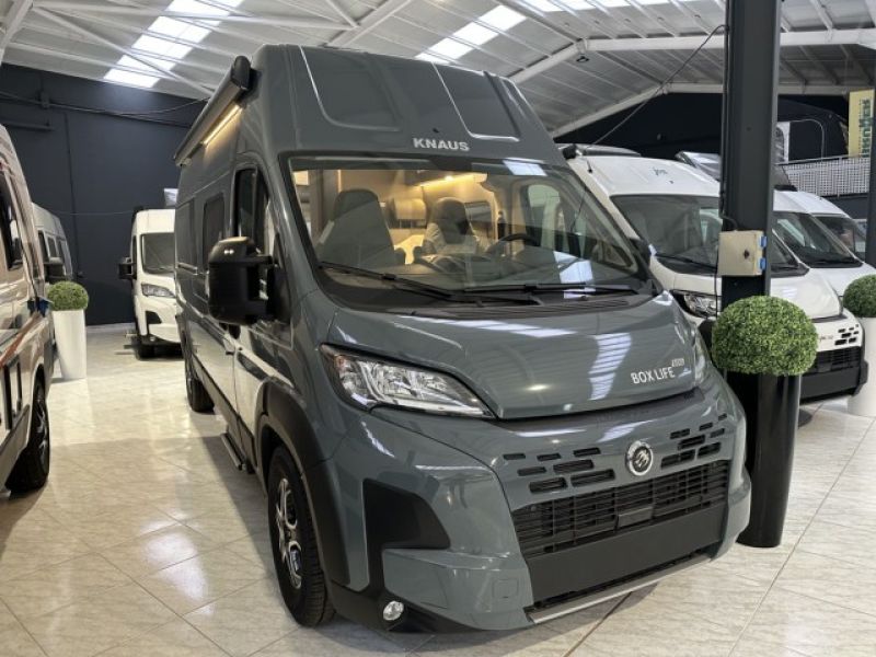 En venta Knaus BOXLIFE 600 DQ Gris 2026 Sevilla foto 1