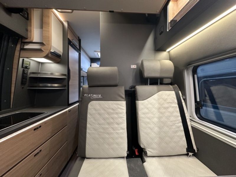 En venta Knaus BOXLIFE 600 DQ Gris 2026 Sevilla foto 15