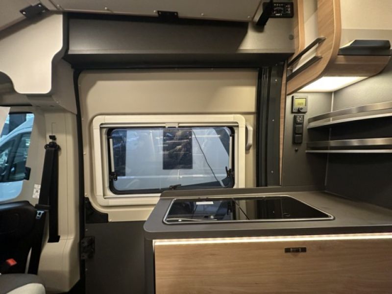 En venta Knaus BOXLIFE 600 DQ Gris 2026 Sevilla foto 16