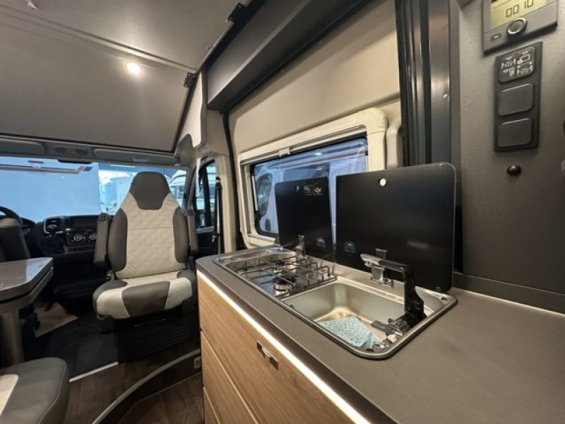 En venta Knaus BOXLIFE 600 DQ Gris 2026 Sevilla foto 20