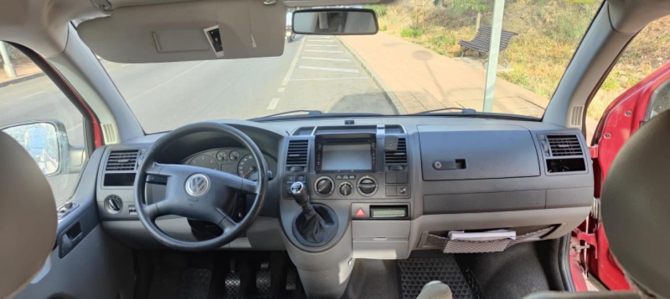 En venta Volkswagen Transporter  Rojo 2007 Málaga foto 4
