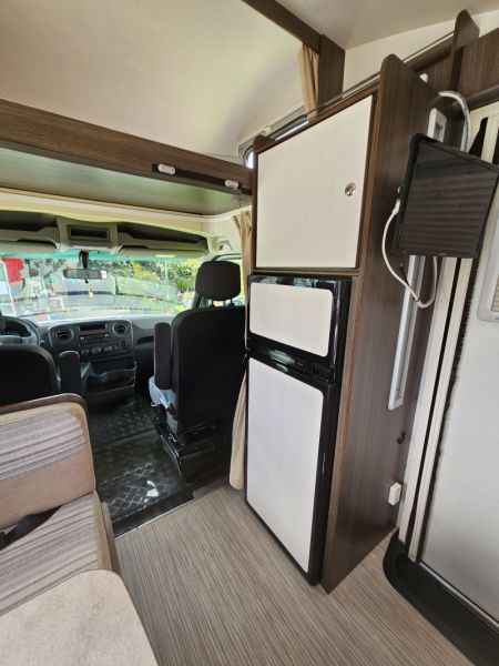 En venta Blucamp SKY 50G  Blanco 2016 Sevilla foto 10
