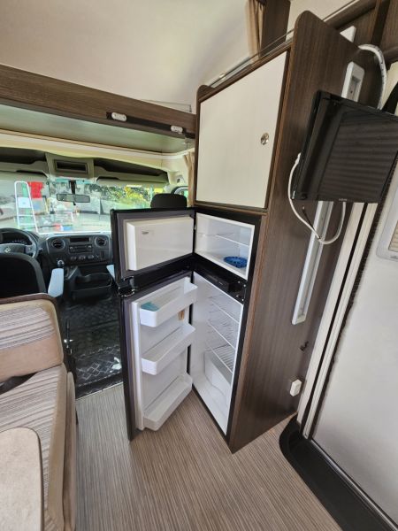 En venta Blucamp SKY 50G  Blanco 2016 Sevilla foto 14