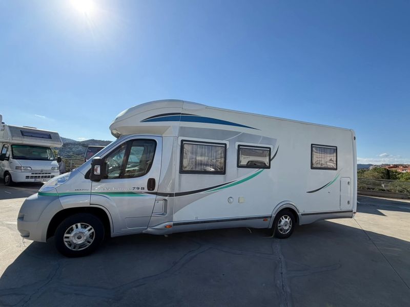 En venta Chausson Welcome 79 EB Blanco 2012 Valladolid foto 3