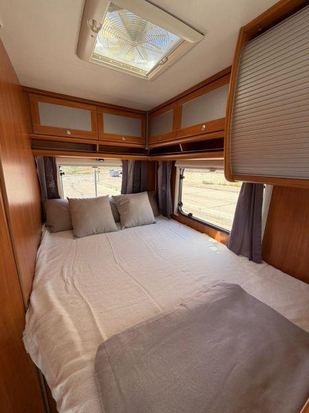 En venta Dethleffs GLOBETROTTER Blanco 2004 Valencia foto 12