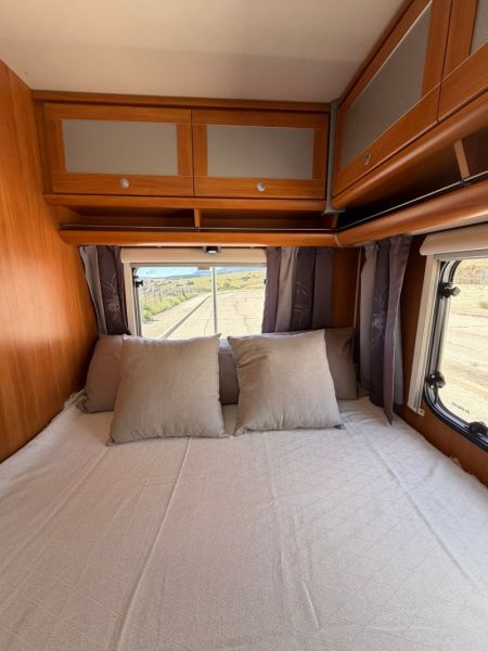 En venta Dethleffs GLOBETROTTER Blanco 2004 Valencia foto 13