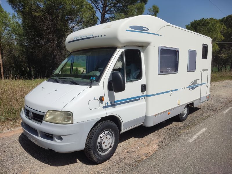 En venta Adria Adriatik S574 SP Blanco 2007 Barcelona foto 1