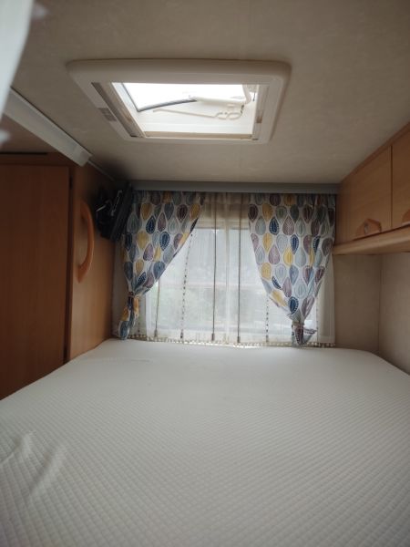 En venta Adria Adriatik S574 SP Blanco 2007 Barcelona foto 20