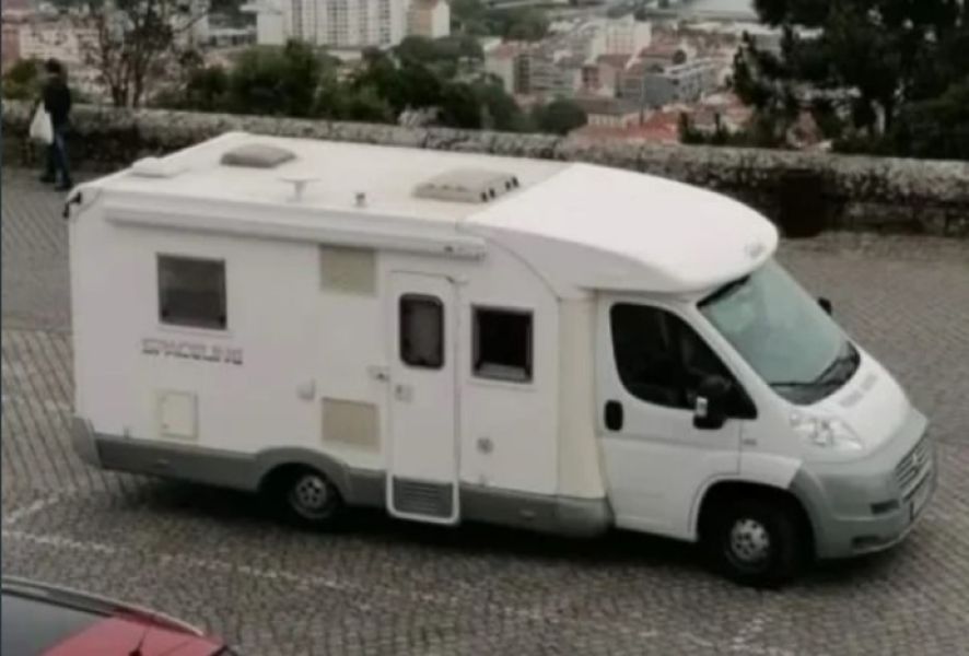 En venta Joint 146 Blanco 2007 A Coruña foto 2