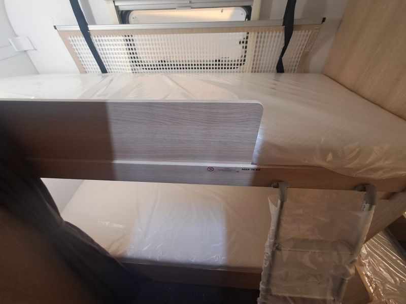 En venta Adria Adria Aviva 522 PT Aire Acondicionado Blanco 2026 Barcelona foto 17