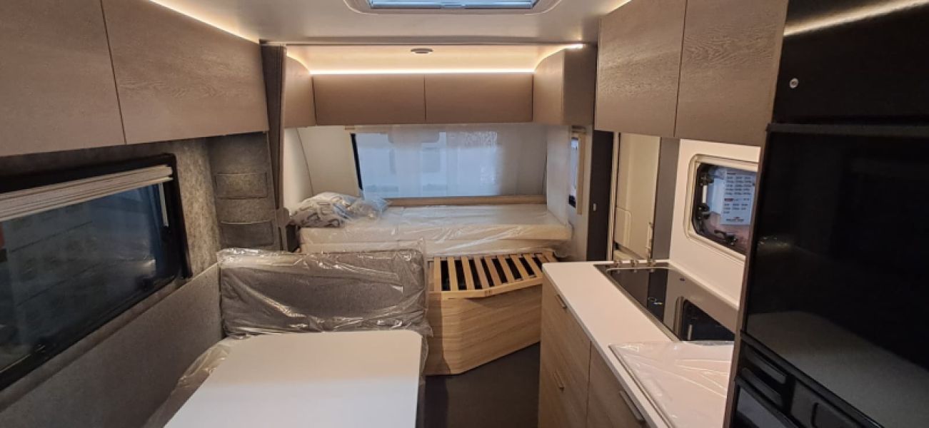 En venta Adria Adria Altea 552 PK 60Y 60 Anniversary Gris 2026 Barcelona foto 9