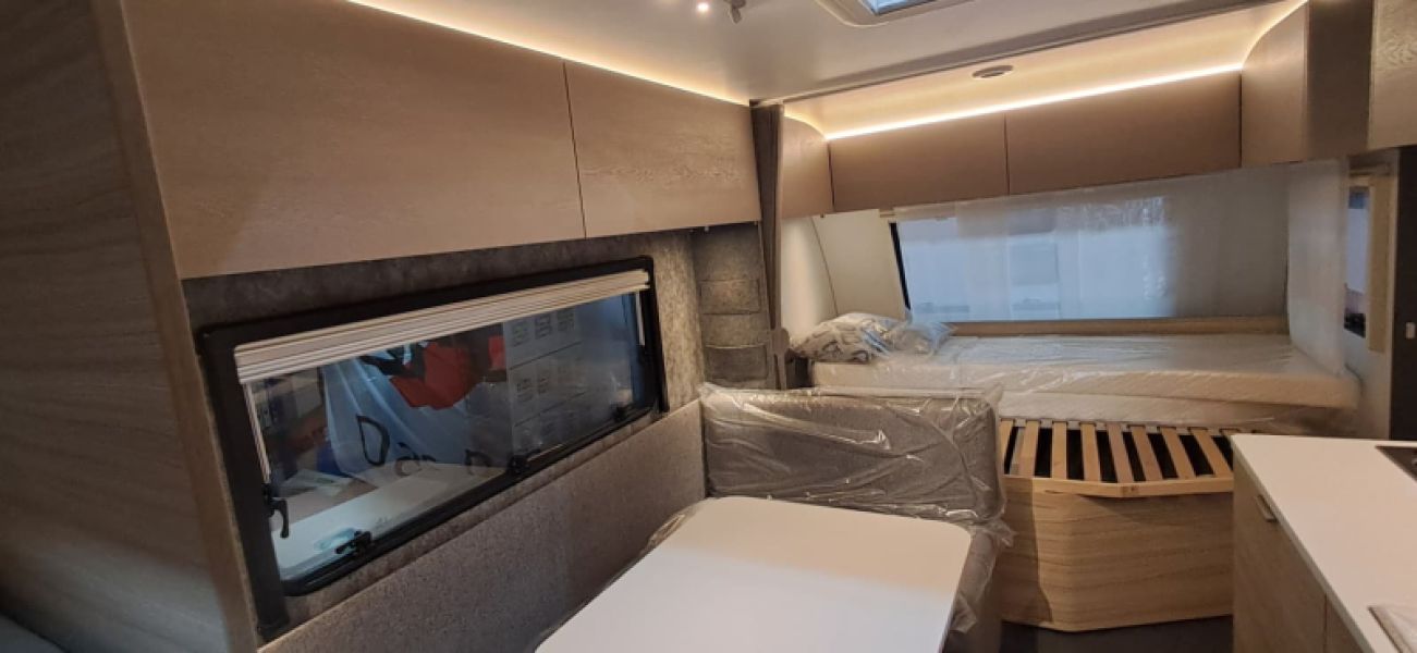 En venta Adria Adria Altea 552 PK 60Y 60 Anniversary Gris 2026 Barcelona foto 14
