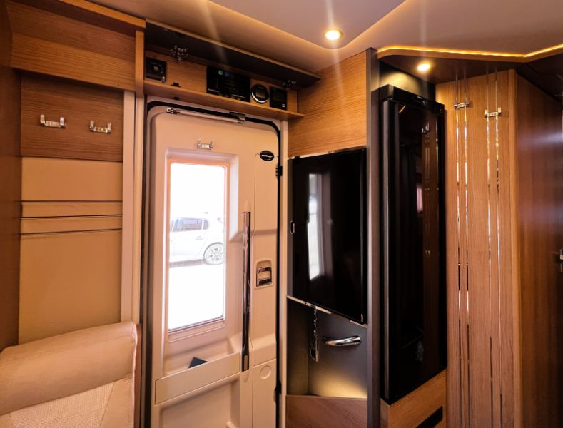 En venta Carthago C-tourer T145 LE Blanco 2024 Valencia foto 9