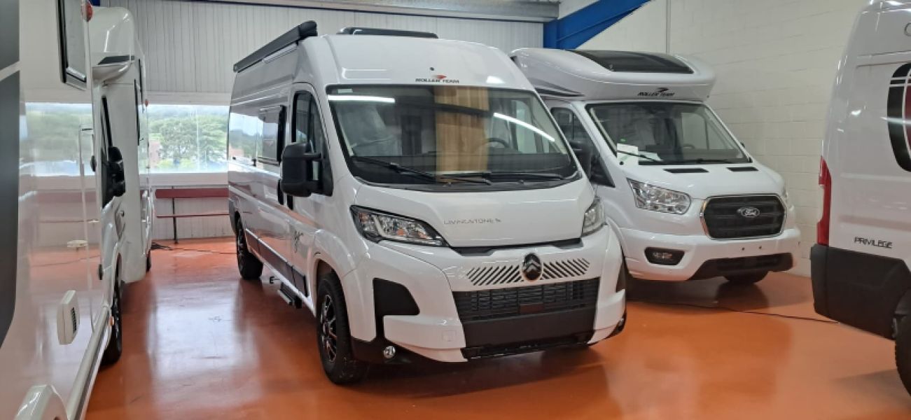 En venta Roller Team Roller Team Citroën Jumper Livingstone GO Van 5 140 CV Blanco 2026 Barcelona foto 1
