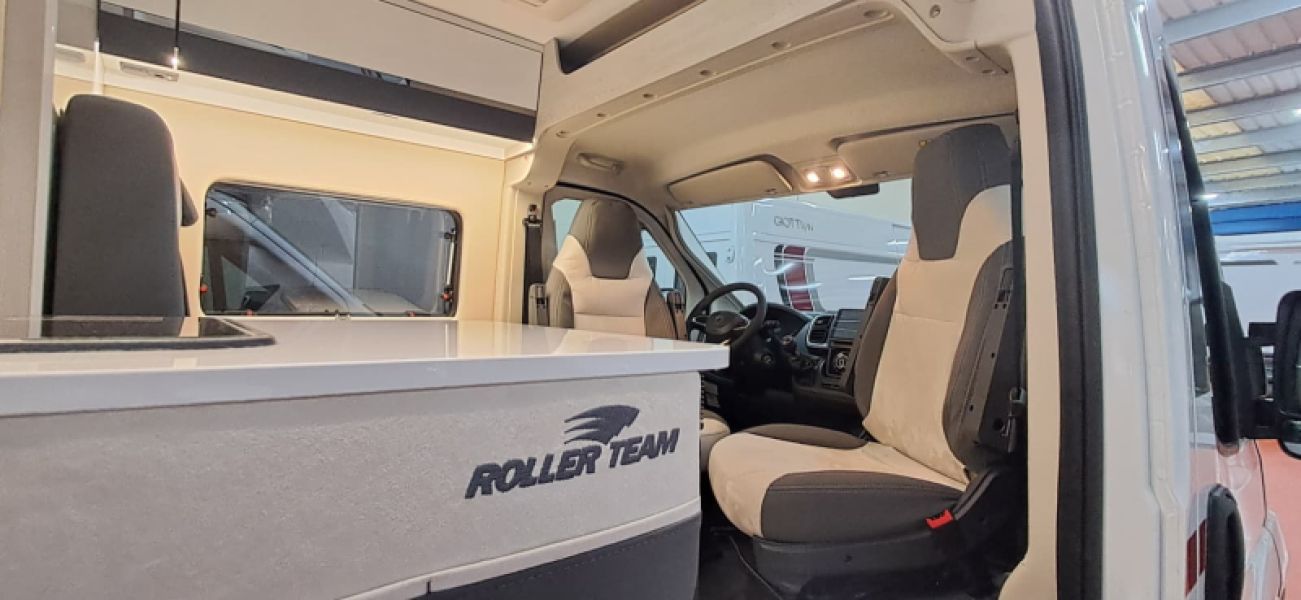 En venta Roller Team Roller Team Citroën Jumper Livingstone GO Van 5 140 CV Blanco 2026 Barcelona foto 5
