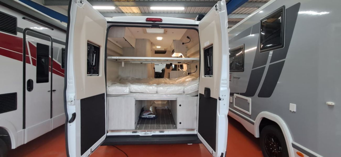 En venta Roller Team Roller Team Citroën Jumper Livingstone GO Van 5 140 CV Blanco 2026 Barcelona foto 17
