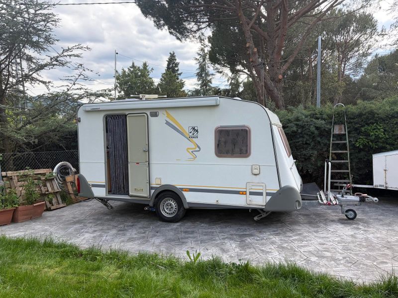 En venta Knaus Sudwind 450 Blanco 2005 Madrid foto 2
