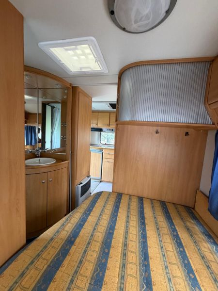 En venta Knaus Sudwind 450 Blanco 2005 Madrid foto 9