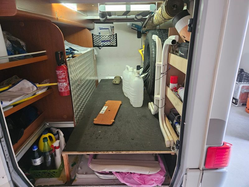 En venta Hymer / Eriba / Hymercar star line 595 Blanco 2012 Lleida foto 8