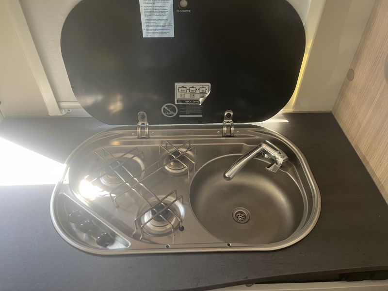 En venta Sunlight V60 Blanco 2022 Madrid foto 3