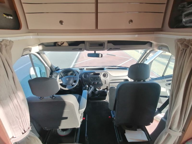 En venta Rimor Renault Rimor katamarano 109 plus Blanco 2016 Cádiz foto 9