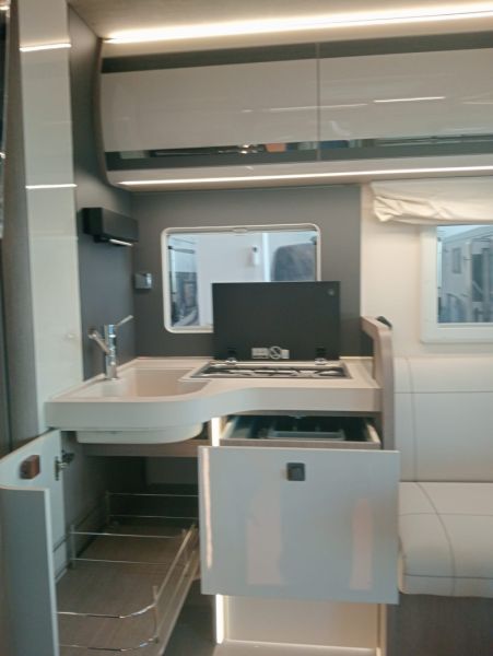 En venta Bavaria-Camp Eden Camp H745GLC Blanco 2025 Guipúzcoa foto 3