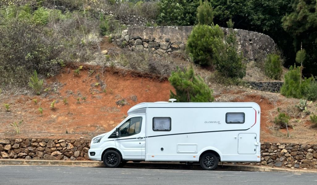 En venta Ford Globebus GO T45 Blanco 2024 Santa Cruz de Tenerife foto 4