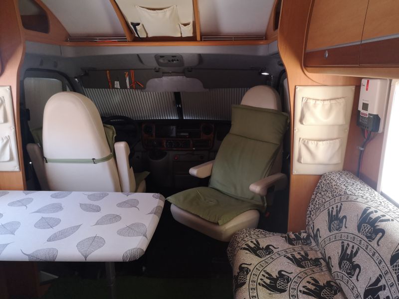 En venta Dethleffs Sprit RT Blanco 2007 Madrid foto 4