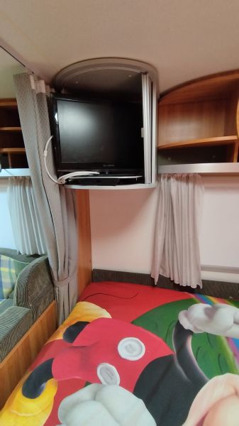 En venta Bürstner 104 Blanco 2005 Zaragoza foto 8
