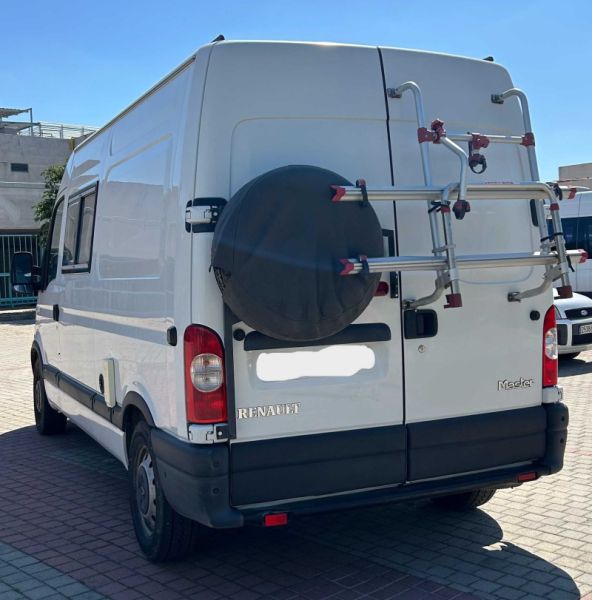 En venta Renault Master 140Dci L2H2 Blanco 2006 Madrid foto 2