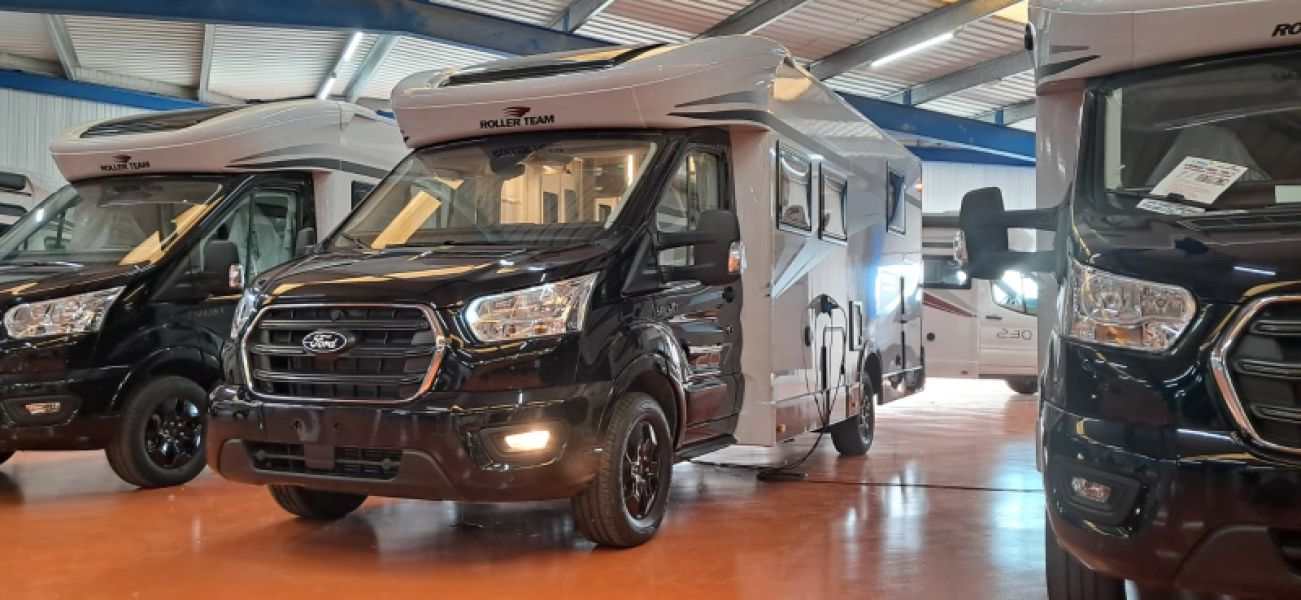 En venta Roller Team Roller Team Ford Kronos 267 TL 165 CV Spring Edition 2026 Negro 2026 Barcelona foto 3