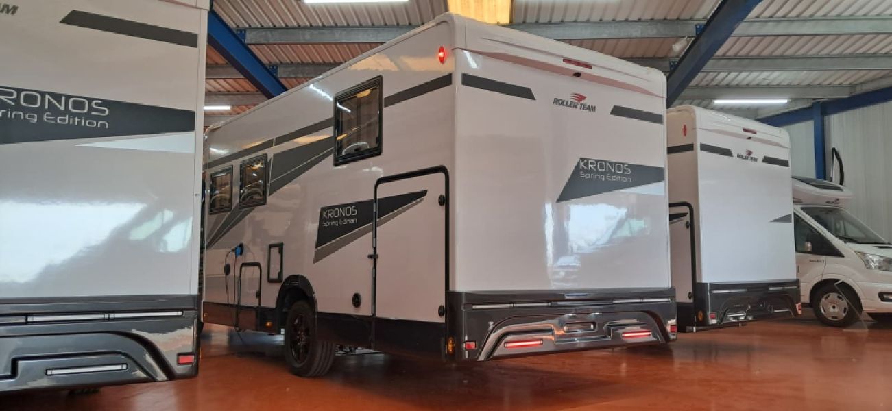 En venta Roller Team Roller Team Ford Kronos 267 TL 165 CV Spring Edition 2026 Negro 2026 Barcelona foto 4