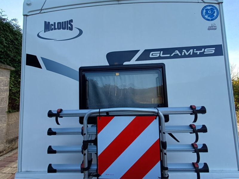 En venta McLouis Glamys 22 150 cv Blanco 2018 A Coruña foto 3