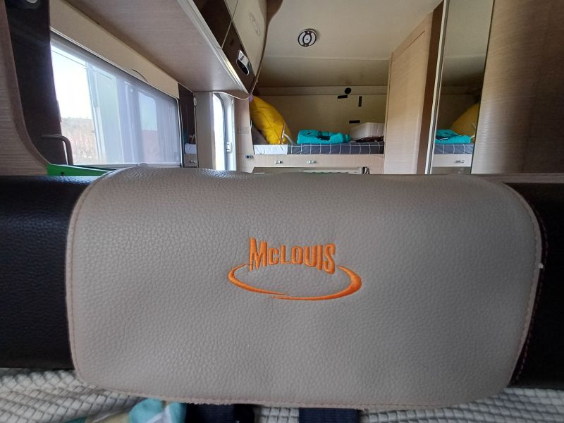 En venta McLouis Glamys 22 150 cv Blanco 2018 A Coruña foto 9