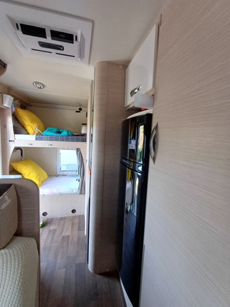 En venta McLouis Glamys 22 150 cv Blanco 2018 A Coruña foto 11