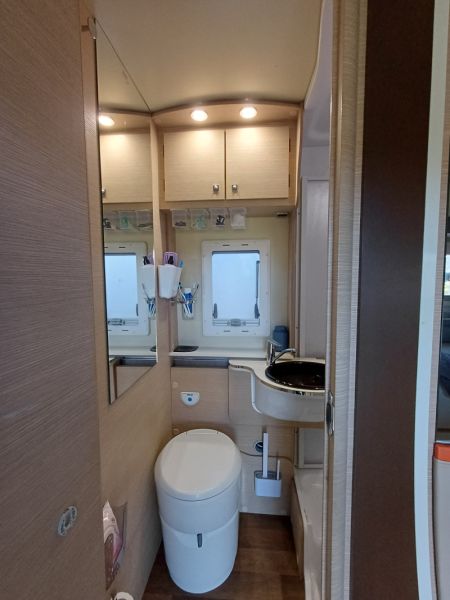 En venta McLouis Glamys 22 150 cv Blanco 2018 A Coruña foto 17