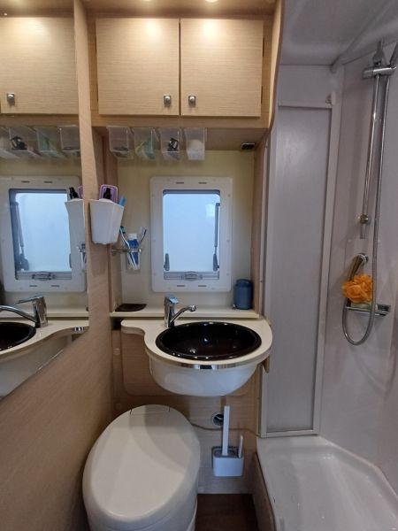 En venta McLouis Glamys 22 150 cv Blanco 2018 A Coruña foto 20