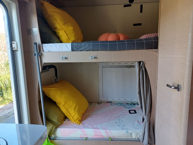 En venta McLouis Glamys 22 150 cv Blanco 2018 A Coruña foto 21