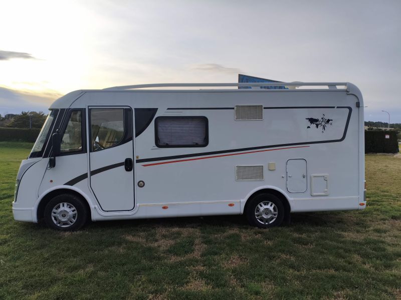 En venta Dethleffs Globebus I  Blanco 2011 Tarragona foto 5