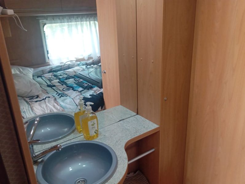 En venta Bürstner 455 Blanco 2011 Vizcaya foto 12