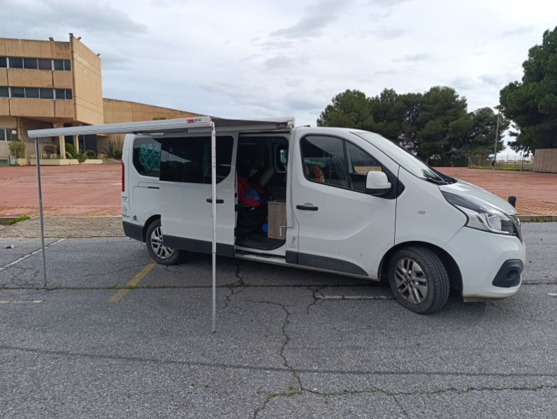 En venta Niewiadów NISSAN NV 300 Blanco 2017 Málaga foto 1