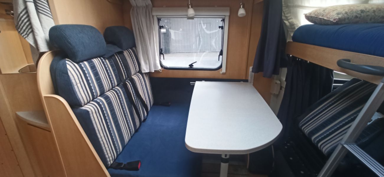 En venta Dethleffs Globebus i1 integral Blanco 2007 Álava foto 11