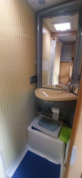 En venta Dethleffs Globebus i1 integral Blanco 2007 Álava foto 12