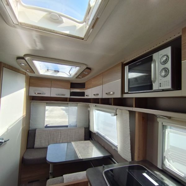 En venta Bürstner Premio 395TS Blanco 2016 Madrid foto 3