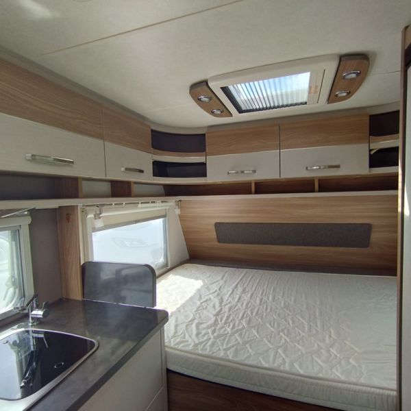 En venta Bürstner Premio 395TS Blanco 2016 Madrid foto 4