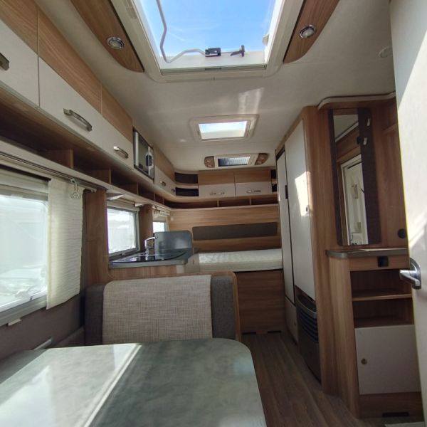 En venta Bürstner Premio 395TS Blanco 2016 Madrid foto 8